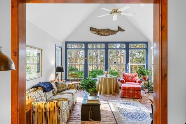 41 Court Street, Chatham, MA 02650