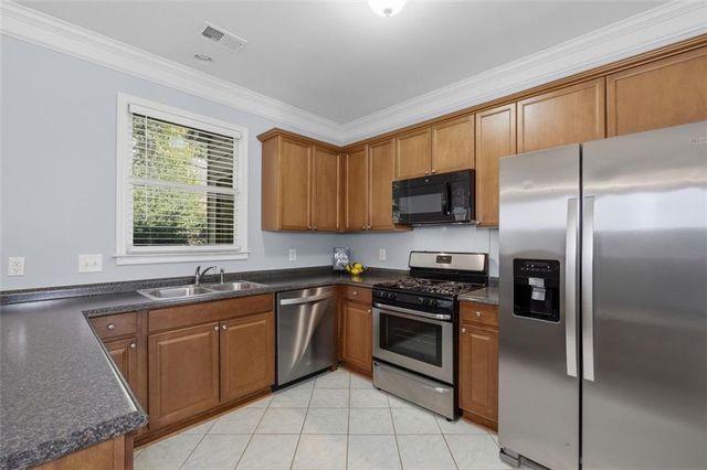 1238 Harris Commons Place, Roswell, GA 30076