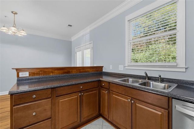 1238 Harris Commons Place, Roswell, GA 30076