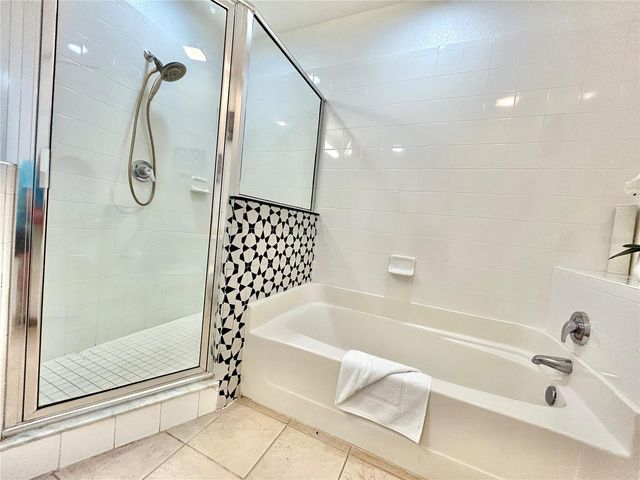 9055 TREASURE TROVE LANE 105, Kissimmee, FL 34747