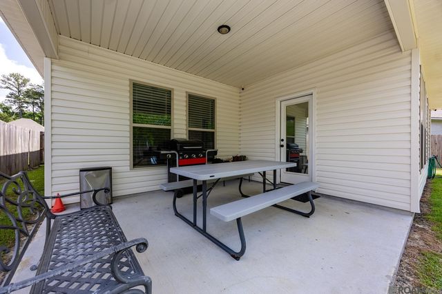 28315 Natchez Trace, Denham Springs, LA 70726