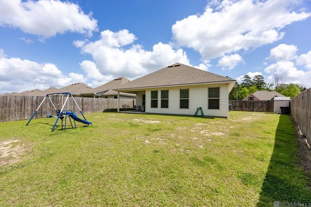 28315 Natchez Trace, Denham Springs, LA 70726