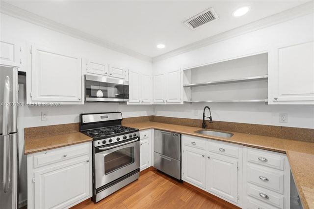 6704 SW 114th Pl F, Miami, FL 33173