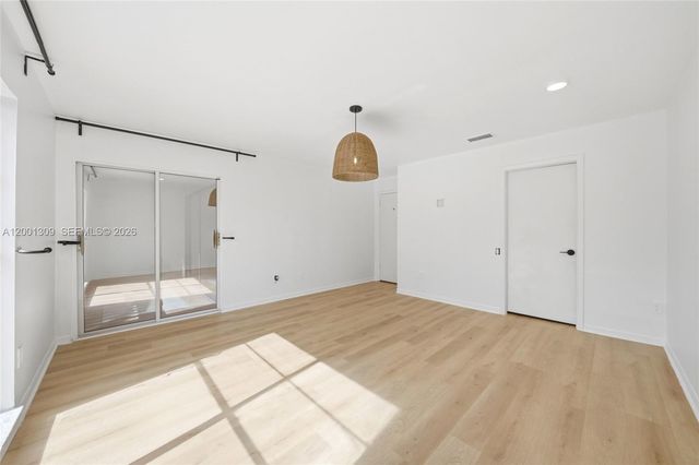 6704 SW 114th Pl F, Miami, FL 33173