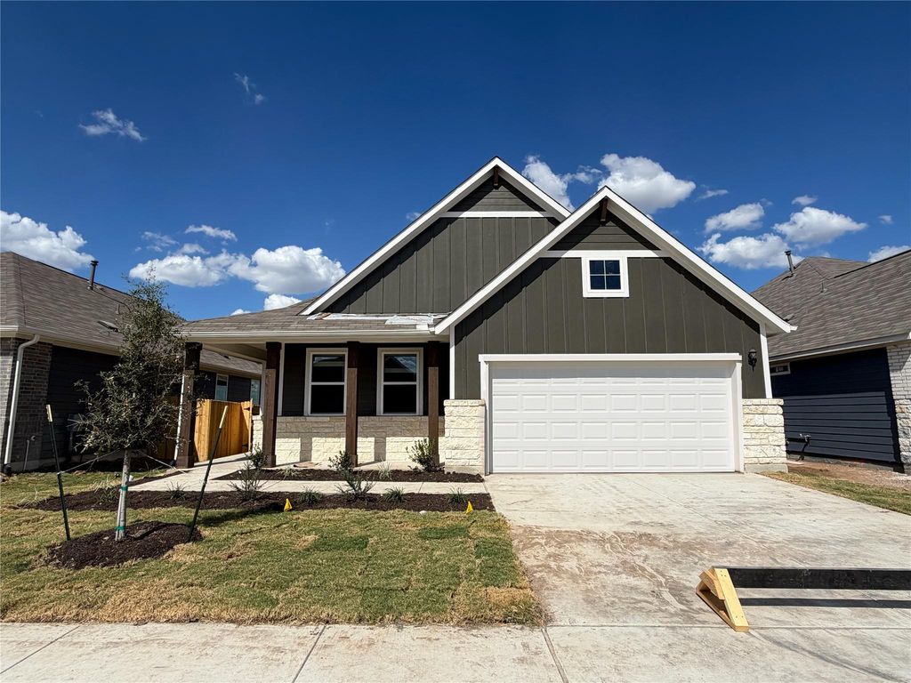 9712 Serene Bliss LN, Buda, TX 78610