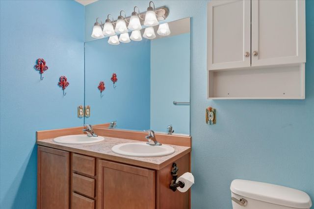 736 E Carrie Dr, Medical Lake, WA 99022