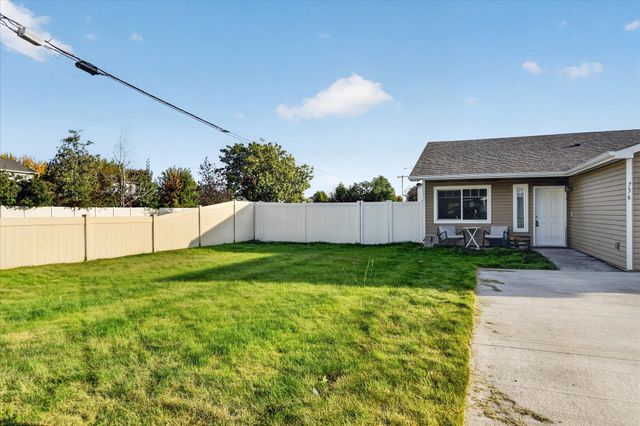 736 E Carrie Dr, Medical Lake, WA 99022