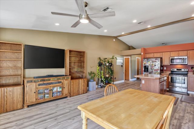 736 E Carrie Dr, Medical Lake, WA 99022