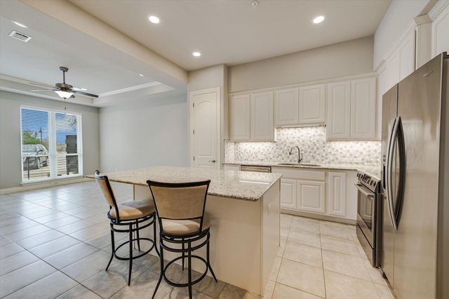 104 Bella Toscana Ave 2106, Lakeway, TX 78734