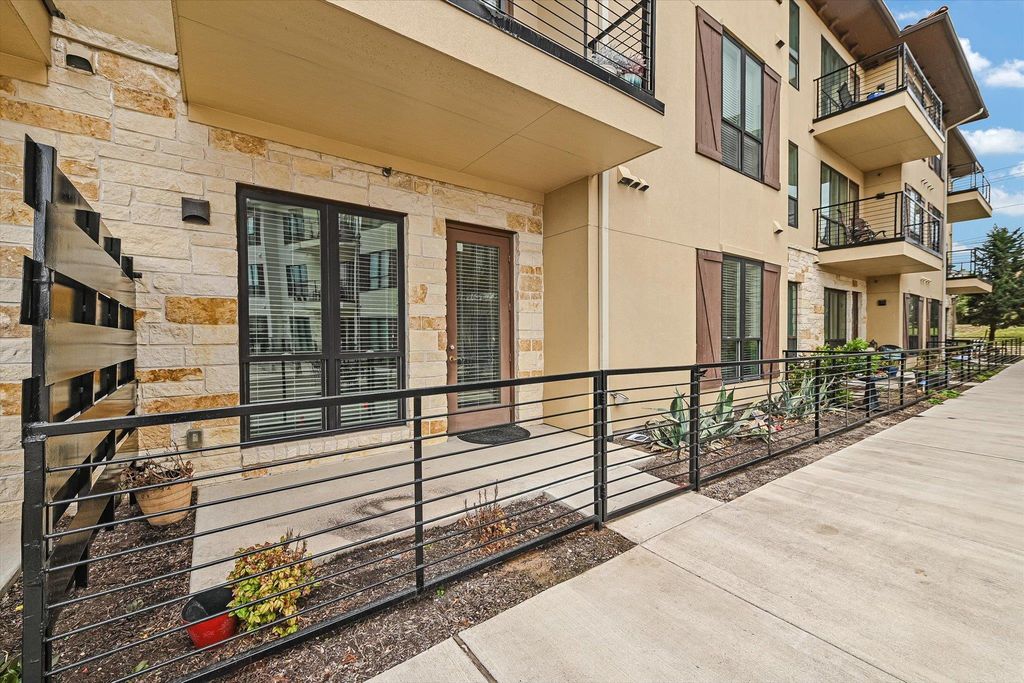 104 Bella Toscana Ave 2106, Lakeway, TX 78734