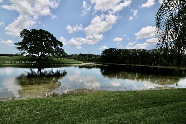 2686 Palmer Place, Weston, FL 33332