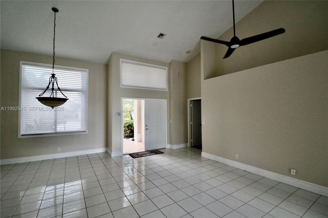 2686 Palmer Place, Weston, FL 33332