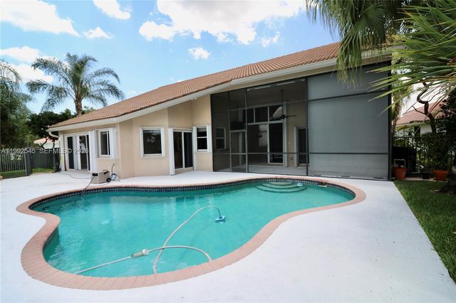 2686 Palmer Place, Weston, FL 33332