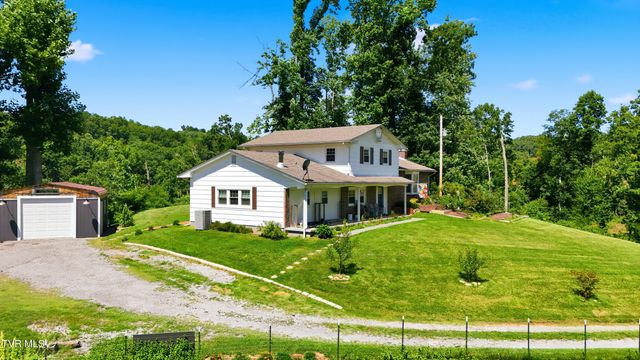 3216 Dry Creek Road, Duffield, VA 24244