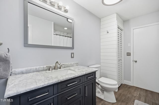 3216 Dry Creek Road, Duffield, VA 24244