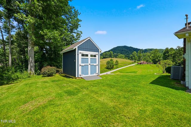 3216 Dry Creek Road, Duffield, VA 24244