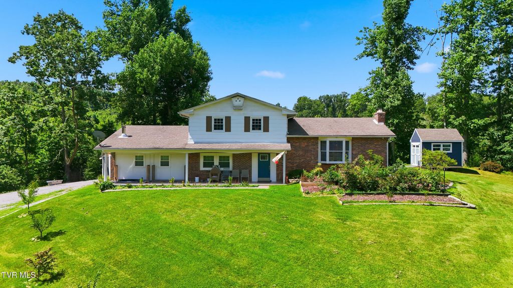 3216 Dry Creek Road, Duffield, VA 24244