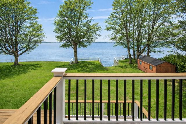 4542 Maquam Shore Road, St. Albans Town, VT 05488