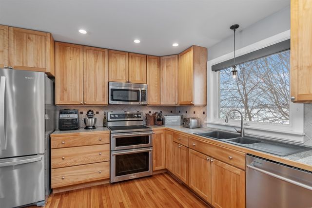 4542 Maquam Shore Road, St. Albans Town, VT 05488