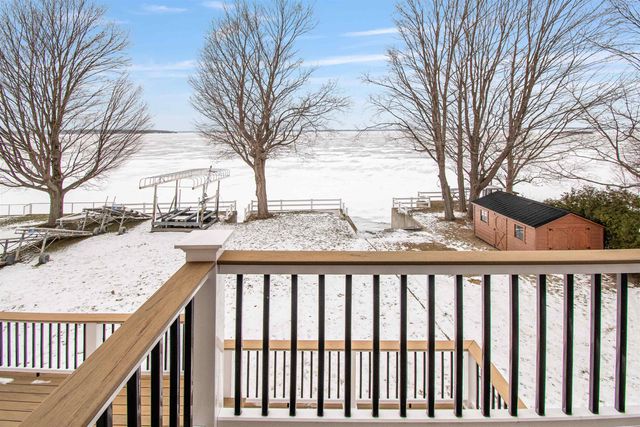 4542 Maquam Shore Road, St. Albans Town, VT 05488