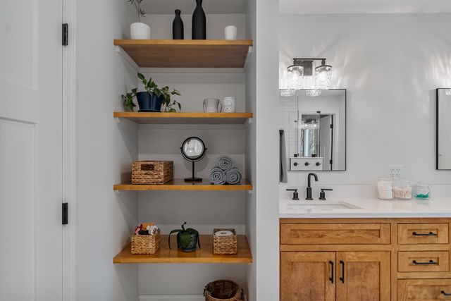 4542 Maquam Shore Road, St. Albans Town, VT 05488