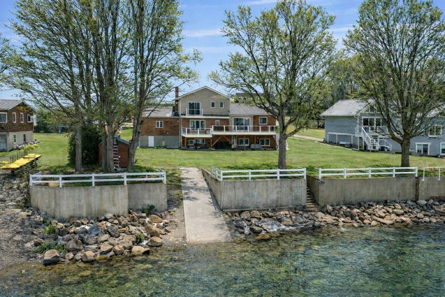 4542 Maquam Shore Road, St. Albans Town, VT 05488