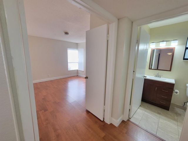 2539 NW 49 Terrace 703, Coconut Creek, FL 33063