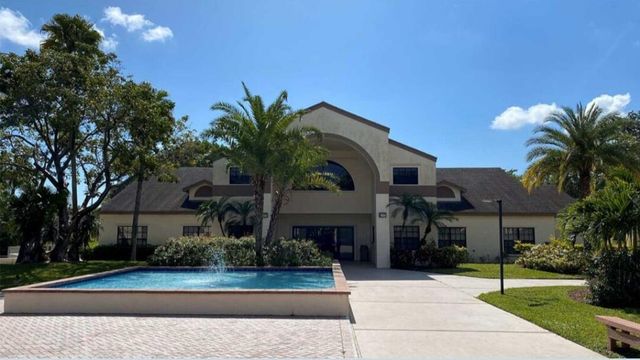 2539 NW 49 Terrace 703, Coconut Creek, FL 33063