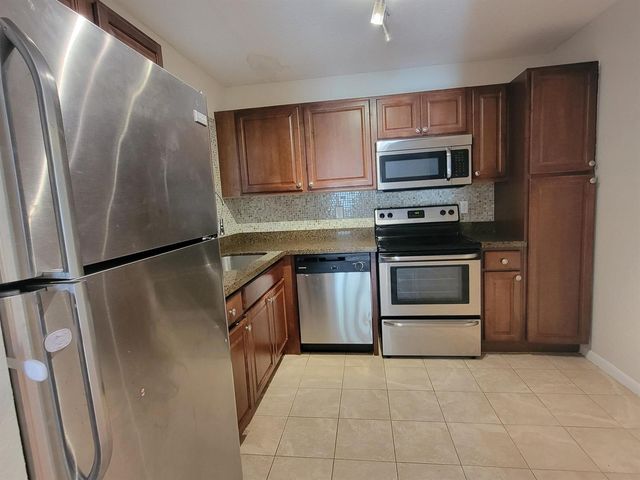 2539 NW 49 Terrace 703, Coconut Creek, FL 33063