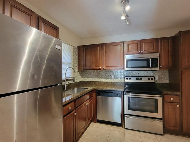 2539 NW 49 Terrace 703, Coconut Creek, FL 33063