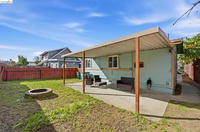 1530 Stuart St, Berkeley, CA 94703