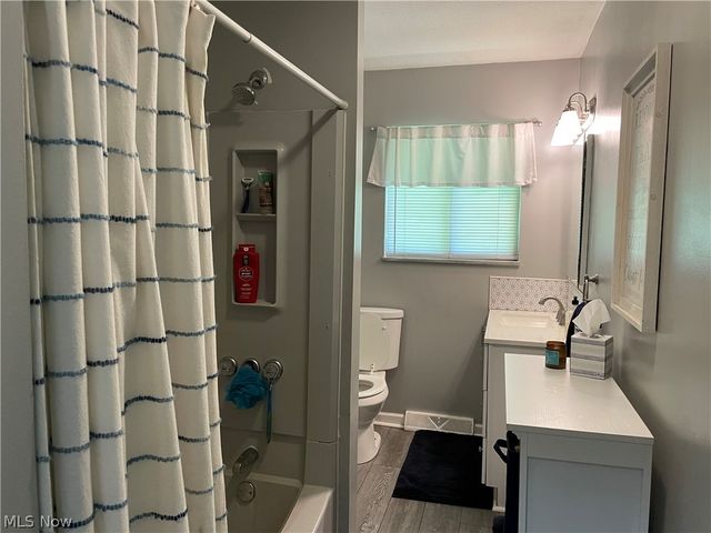 3385 Hemphill Road, Norton, OH 44203