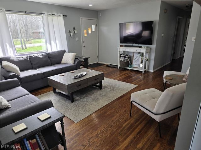 3385 Hemphill Road, Norton, OH 44203