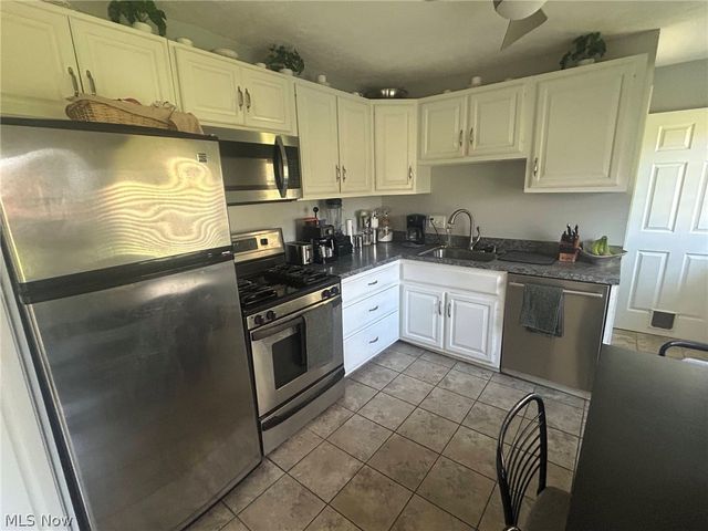 3385 Hemphill Road, Norton, OH 44203