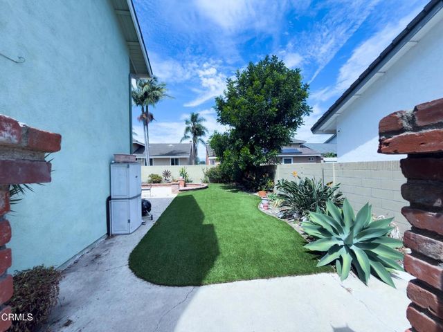 10081 Beverly Drive, Huntington Beach, CA 92646