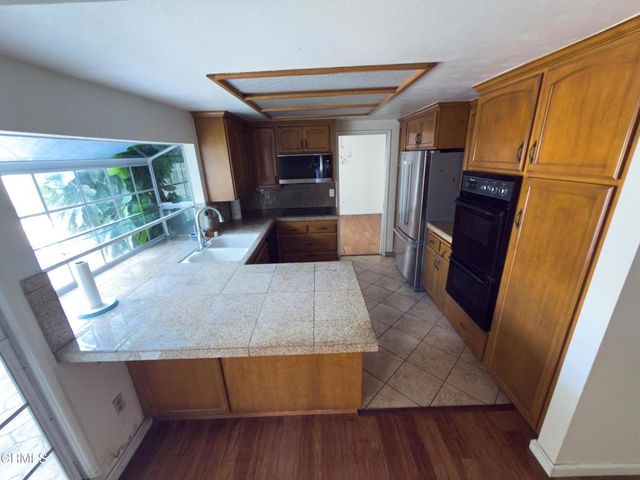 10081 Beverly Drive, Huntington Beach, CA 92646