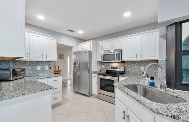 711 NW 45TH Avenue, Coconut Creek, FL 33066