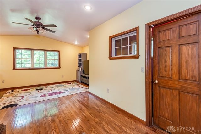 202 Dewey Avenue, Urbana, OH 43078