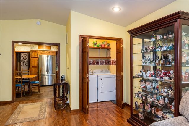 202 Dewey Avenue, Urbana, OH 43078