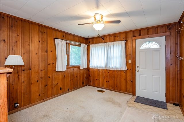 202 Dewey Avenue, Urbana, OH 43078