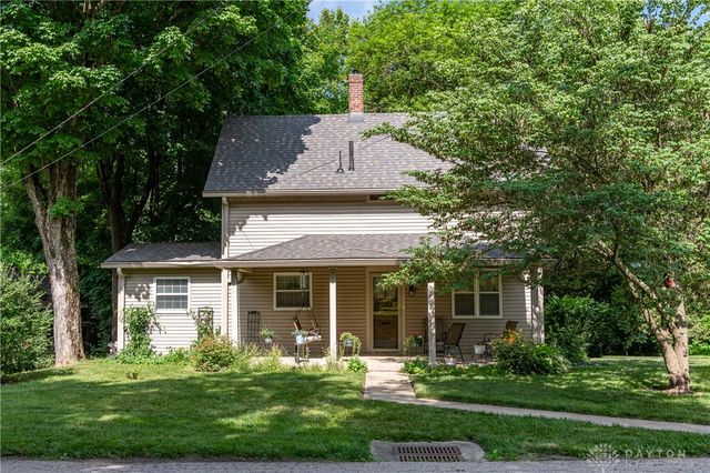 202 Dewey Avenue, Urbana, OH 43078