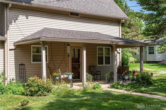 202 Dewey Avenue, Urbana, OH 43078