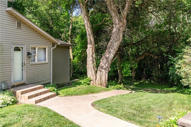 202 Dewey Avenue, Urbana, OH 43078