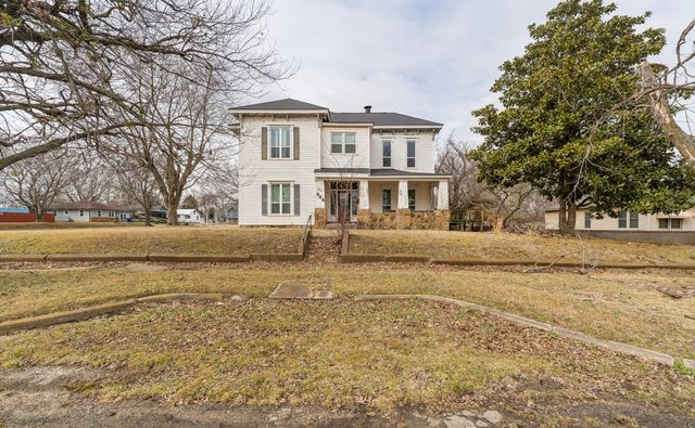 303 N Smith Street, Vinita, OK 74301