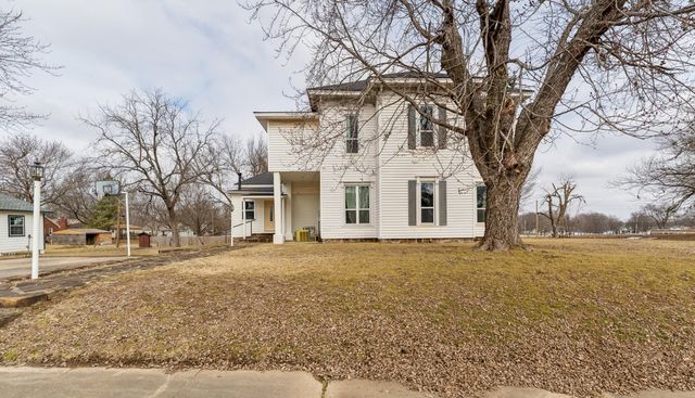 303 N Smith Street, Vinita, OK 74301