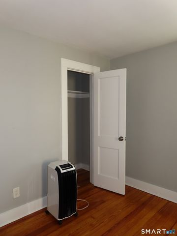 40 Winter Street, Ansonia, CT 06401