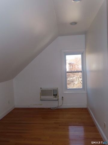 40 Winter Street, Ansonia, CT 06401