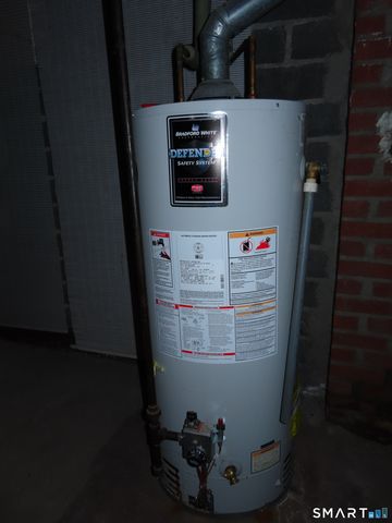 40 Winter Street, Ansonia, CT 06401