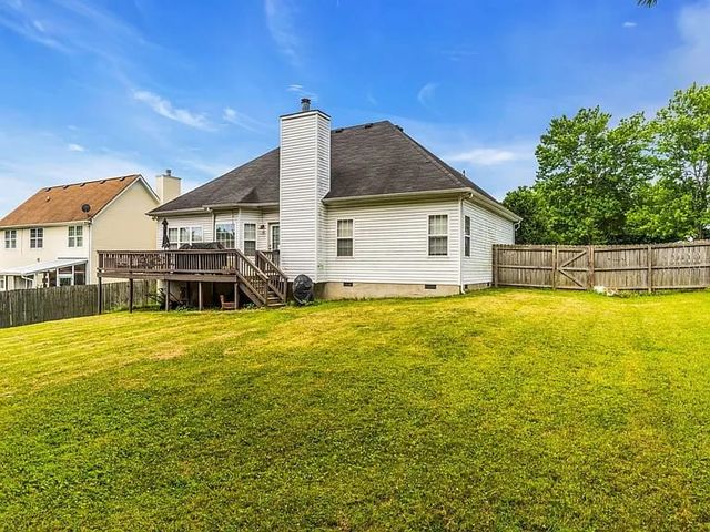 2102 Loudenslager Dr, Thompsons Station, TN 37179