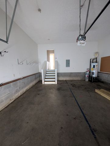 2102 Loudenslager Dr, Thompsons Station, TN 37179